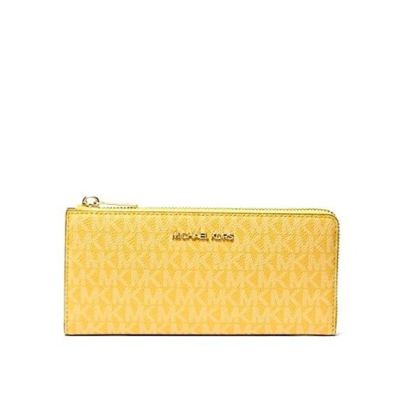 New Michael Kors Jet Set Travel Large Logo Quarter-Zip wallet Daisy Yellow - Picture 1 of 2